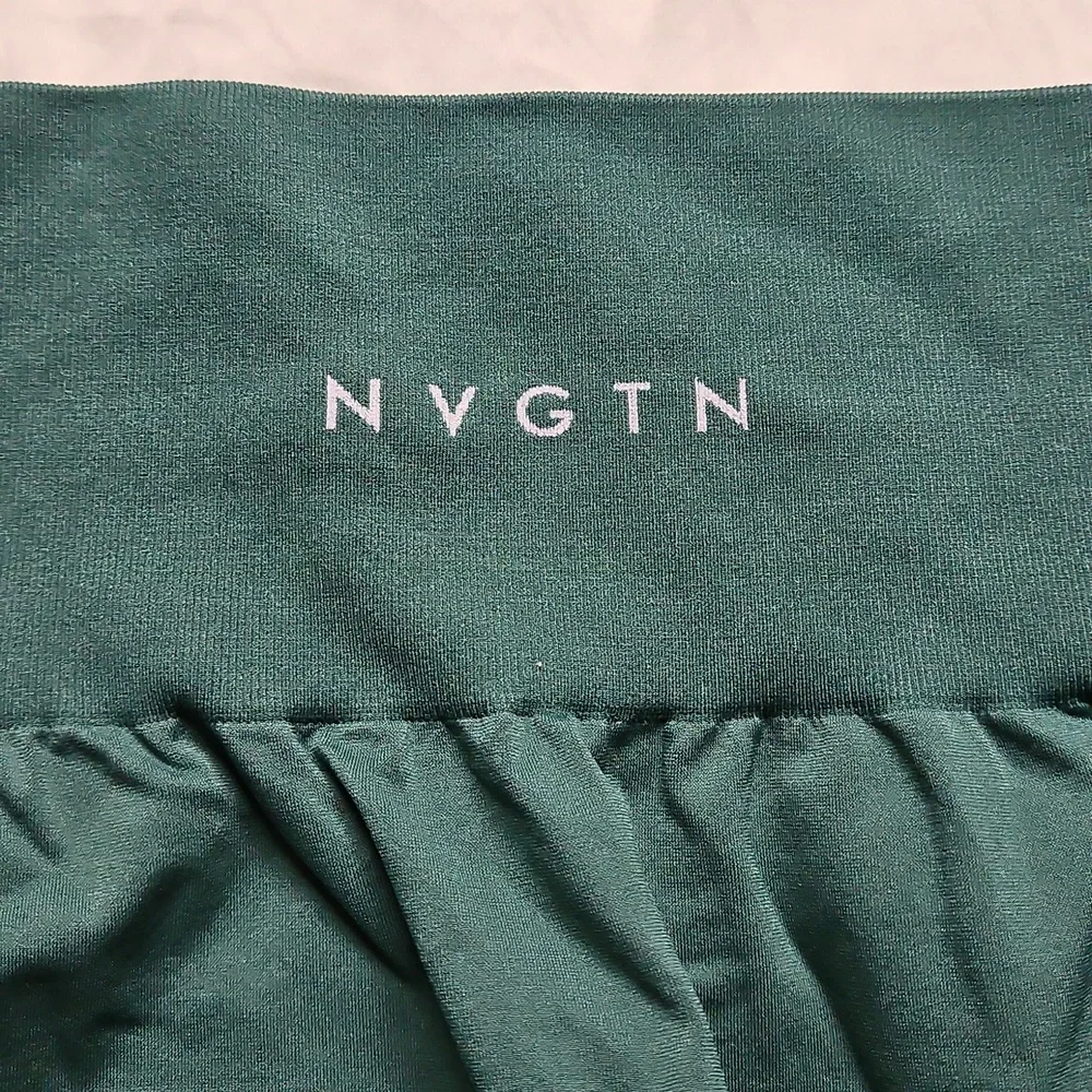 NVGTN Teal High-Waisted Leggings With Tummy Control Pannel, size XL - Picture 3 of 7